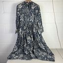 Hunter Bell RTR 
Hattie Dress White/Blue Floral Print Sz Medium MIDI long sleeve Photo 3