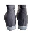 Steve Madden  Gray Suede Wedgie Platform Sneaker Boot Size 8 Photo 3