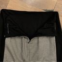 White House | Black Market  Houndstooth Pencil Skirt Size 4 Photo 3