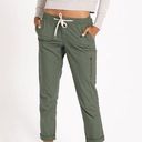 Vuori  Ripston Womens Size Medium DuraTerra outdoors Cargo Army color green pants Photo 0