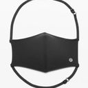 Lululemon Black Mask Photo 0