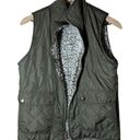 Thread and Supply  Green Sherpa Quilted Reversible Vest Size Small Photo 0