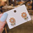 Flower Stud Earrings for Women Gold Photo 3