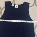 DKNY  ribbed v-neckline lightweight wool Navy sweater vest Photo 3