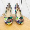 Guess  Honora Watercolor Platform Peep Toe Pumps Size 7.5 Photo 5