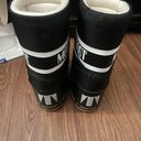 The Moon  Boots Photo 3