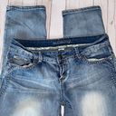 Maurice's Women’s  Capri jeans SZ 9 10 embellished stitch 32x25 light wash Photo 2