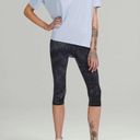 Lululemon  Back In Action Short Sleeve Shirt Athleisure Activewear Active Sporty Photo 5