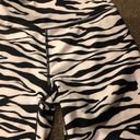 DKNY  zebra shorts Photo 3