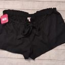 Isabel Maternity  by ingred Olsen black shorts size XXL Photo 0