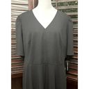 Donna Morgan  Women's Plus Black Stretch Crape V Neck Fit & Flare Dress 22 NWT Photo 2