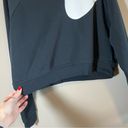 Nike  Women’s Black Cropped Sweatshirt Medium Photo 2