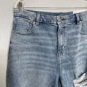 American Eagle  Women 16 Short Medium Wash Curvy Mom Jeans Distressed High Rise Photo 3