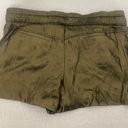 BCBGMAXAZRIA Gold & Black Dressy Sabina Shorts Women’s Size 4 Pockets Dry Clean Photo 6