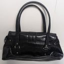 Liz Claiborne  Black Faux Leather Alligator Pattern Handbag Shoulder Purse Photo 1