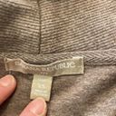 Banana Republic  Factory Sweatshirt V-Neck 2 Buttons Brown Heather EUC Sz XSP Photo 4