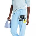 Free City Sweatpants Photo 1