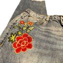 EARL JEANS Cropped raw hem floral embroidered boho medium wash distressed jeans. Size 10 Photo 4