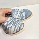 Life Stride  Womens Size 5.5 Blue Bloom 2 Slip On Flat Shoes Photo 5