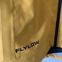 Flylow GORETEX Snowboard Jacket Yellow Size L Photo 1