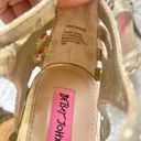 Betsey Johnson Tiara Glitter Champagne Strappy Heel Size 9 K256 Photo 4