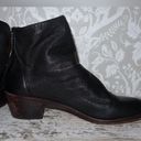 Isola Sancia Perforated Leather Zip-Up Ankle Booties Sz 9 Photo 2