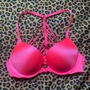 Victoria's Secret Bombshell Plunge Bra Photo 0