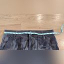 prAna  Olivia short in gravel camo size 10 Photo 6