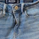 Hollister Cropped Jeans Photo 3