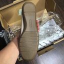 Comfortview  Lyra Taupe Flat Shoes Size Box Size 7.5 Photo 5