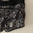 Lululemon  Run Times Short *4-way stretch in Flowabunga Black Angel Wing Size 12 Photo 7