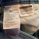 Levi’s Levi's Jeans Capri Mid Rise Light Wash Women's Size 29 Photo 7