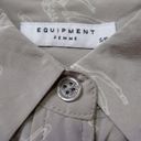 Equipment NWT  Signature Slim in Silver Scone Deer Silk Button Down Shirt S Photo 2