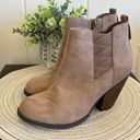 mix no. 6  Vince Ankle Boots Booties Tan Chunky heel sz 7.5 Photo 0