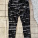 Avia women S pull on print leggings w/elastic waist black and white Photo 9