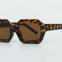 Princess Polly Sunglasses Photo 2