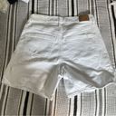 American Eagle  Stretch White Strigid High Rise Relaxed Blue Jean Casual Shorts 0 Photo 4