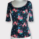 Kirra  | Floral 3/4 Sleeve Multi-Colored Exposed Zipper Accent Top Medium Photo 0