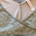 Balance Collection NWT  Women's Crossover V-neck Sweatshirt Heather Green Size S Photo 3