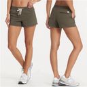 Vuori  Vintage Ripstop High Rise Shorts: Dark Oregano Photo 2