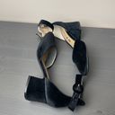 Unisa  Round Toe Ankle Strap Velvet Black
Block Heel Photo 3