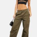 Edikted Zahara Low-Rise Oversized Cargo Pants Photo 0