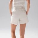 White House | Black Market  High Rise Pleated 5" Classic Shorts‎ Size 4 Photo 2