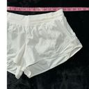 Lululemon  Women's Speed Up Lined Short Active Ivory Size 10 Photo 5