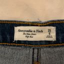 Abercrombie & Fitch Short Photo 1