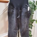 Old Navy  Women's Black Cotton Pockets Maternity Straight Leg Capri Jeans Size 8S Photo 10