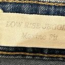 Guess Lowrise Jegging Capri Rollup Jeans Whiskering and Fading Size 25 Photo 4