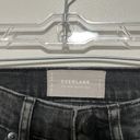 Everlane  The Cheeky Bootcut Jean in Washed Black Size 24 Crop Photo 3