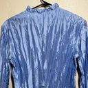 Buttons Periwinkle Blouse Glass look faceted , crinkle, taffeta look Small Photo 8