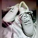 Reebok Classic size 8 women’s sneakers. Photo 0